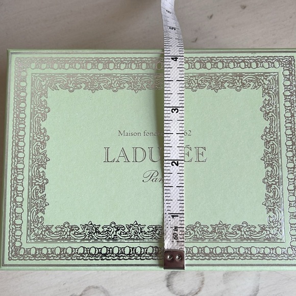 LADURÉE BOX - Picture 10 of 11